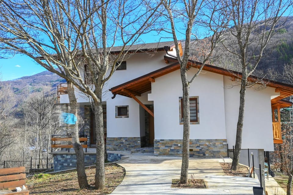 Стаи за гости Ингилизовата къща Bed and Breakfast in Blagoevgrad Province