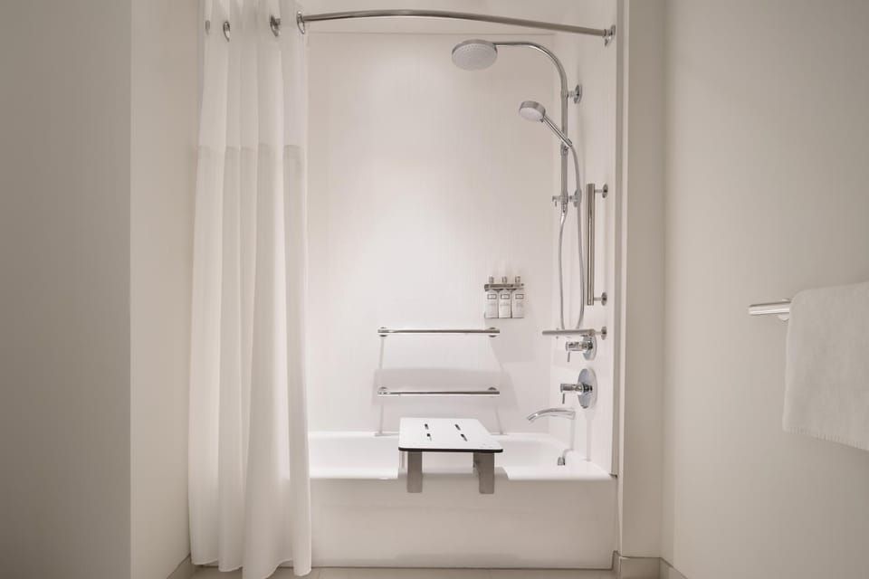 Bathroom, Bath