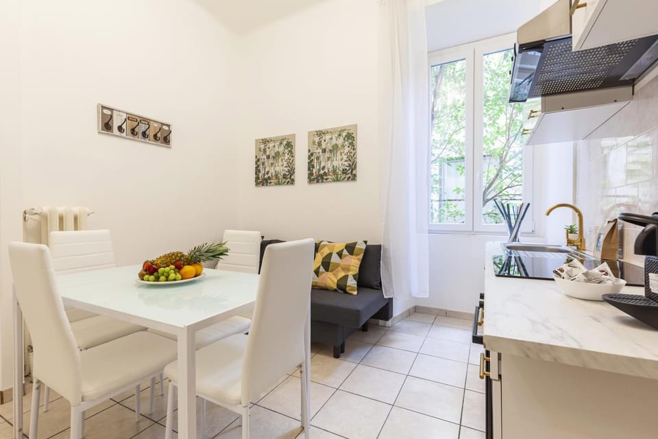 Kitchen or kitchenette, Living room, Dining area, pet friendly, stove