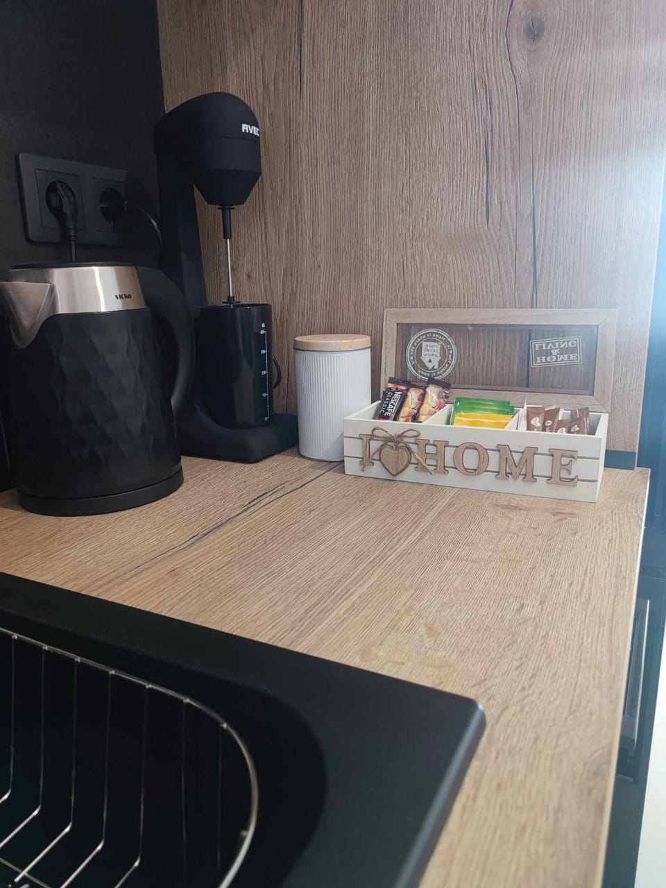 Coffee/tea facilities