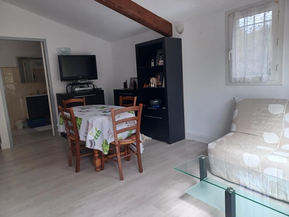 Appartement au pied du Luberon Apartment in Mallemort