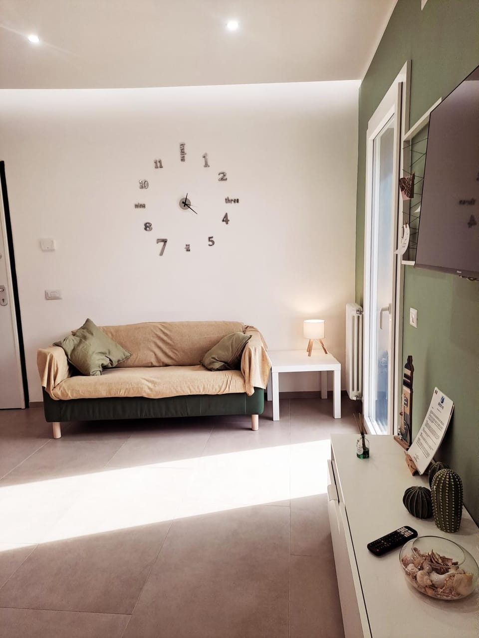 TV and multimedia, Living room