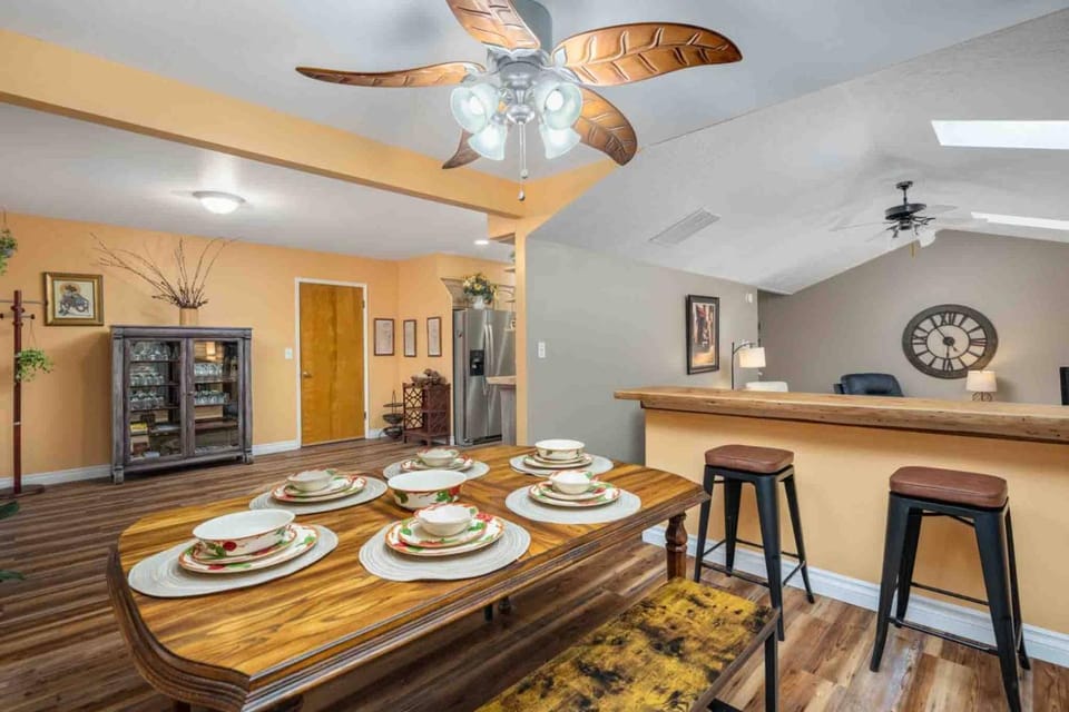 Jim and Shirley's Cukoo's Nest House in Hillsboro