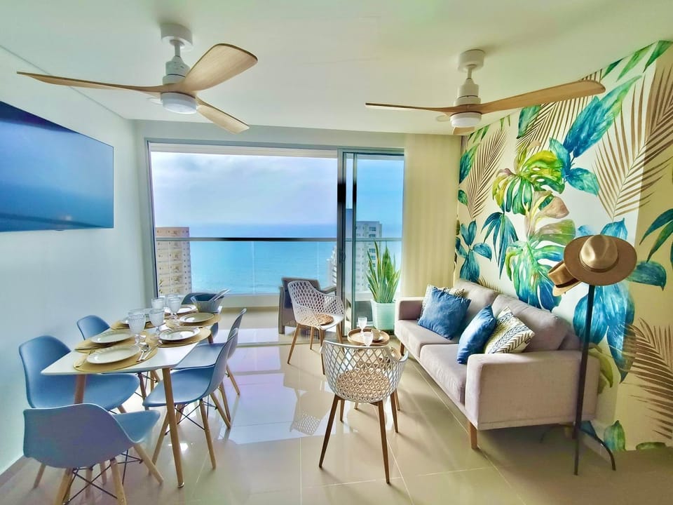 TV and multimedia, Living room, Dining area, Evening entertainment