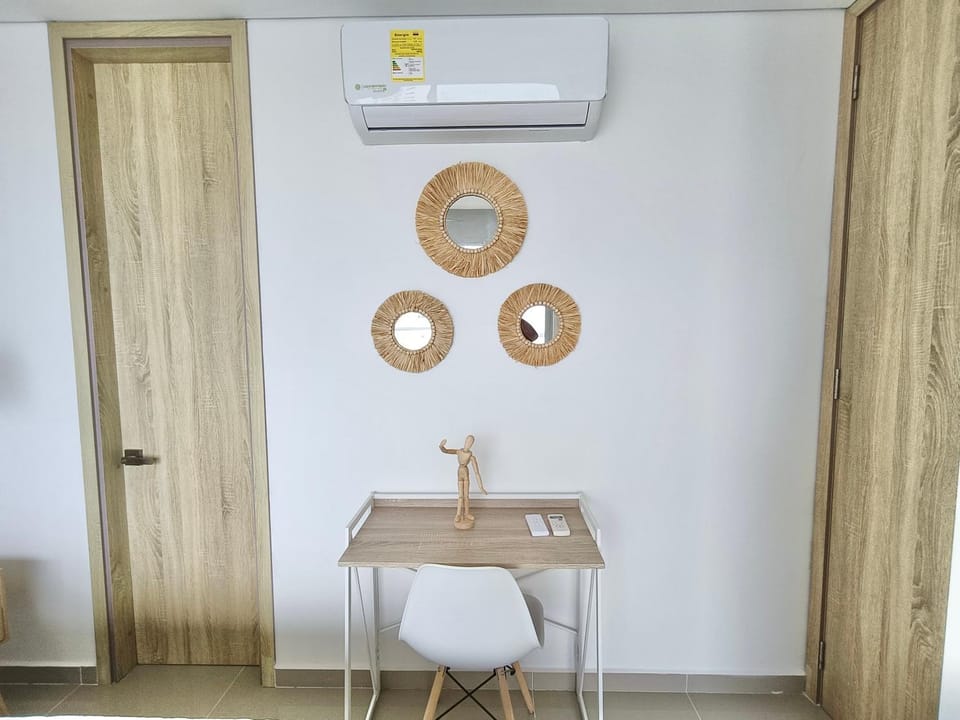 Seating area, air conditioner