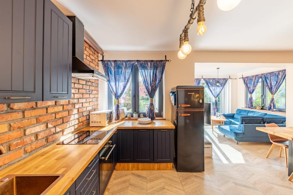 Stunning house Gdansk Przymorze 7 rooms mini SPA House in Gdansk