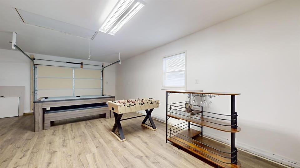 Waterfront oasis 3BR Game Room Pet Friendly House in Galloway
