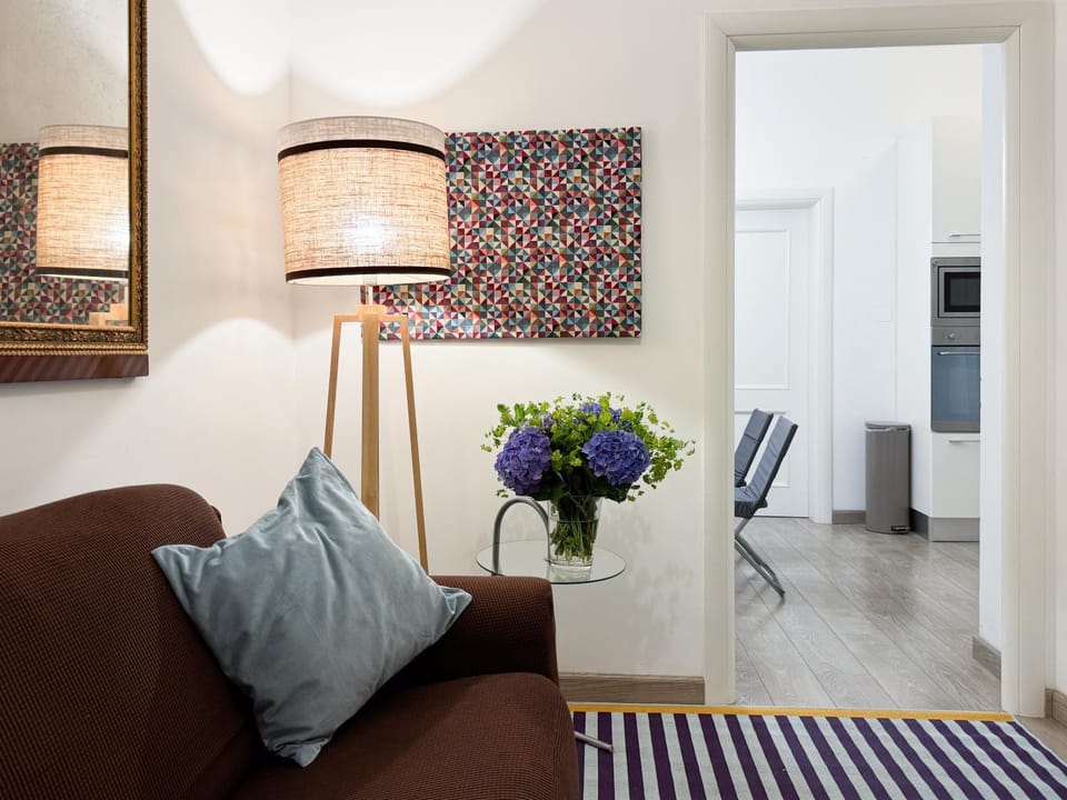 Day, TV and multimedia, Living room, Seating area, Dining area, heating, air conditioner