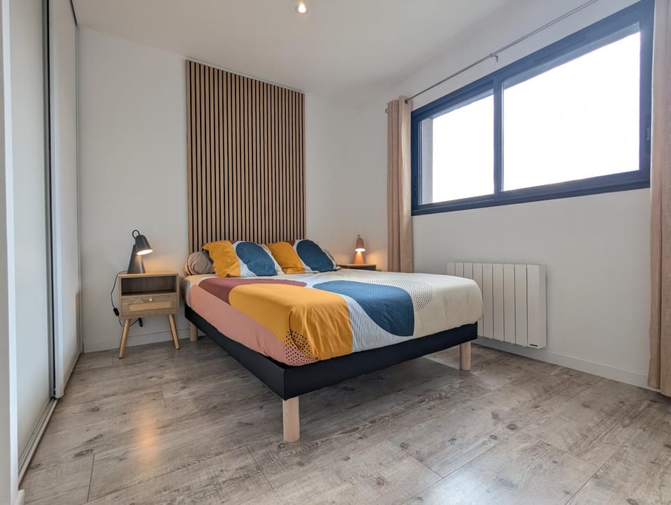 Bed, Bedroom