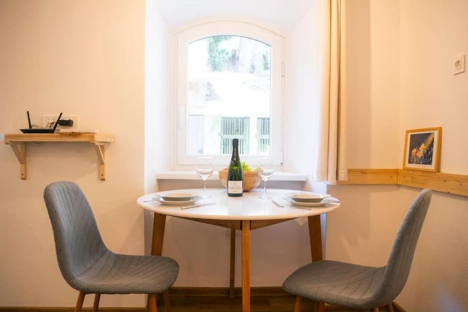 Jerry's Old Town Garden Apartment in Ljubljana