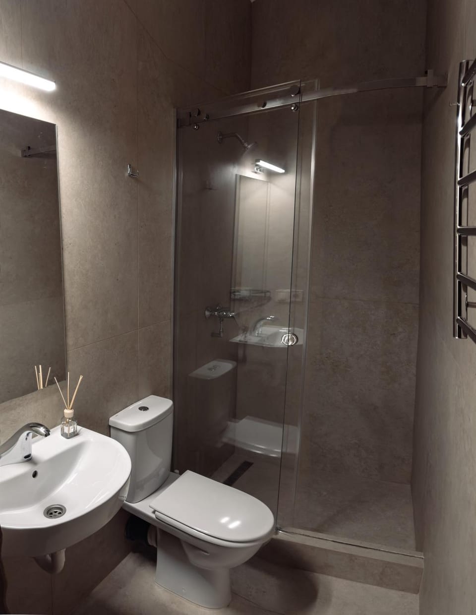 Shower, Toilet, Bathroom