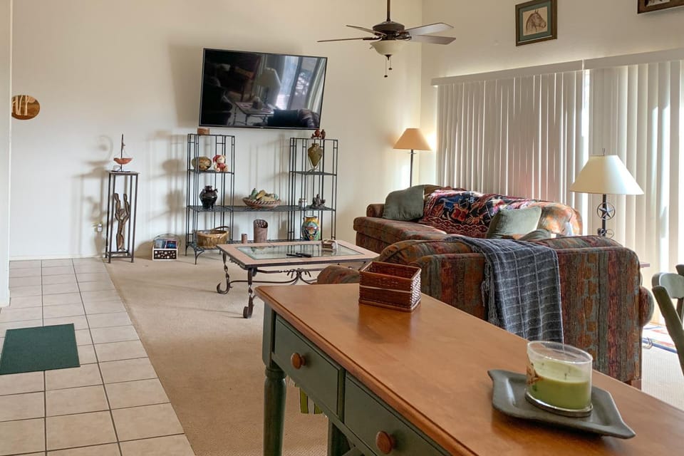 Alto Townhome w/ Deck Near Ski Apache! House in Alto