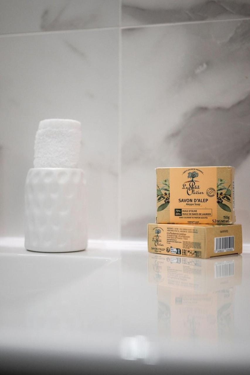 Le Gloria - Hyper Centre - Proche Mer - Wifi House in Menton