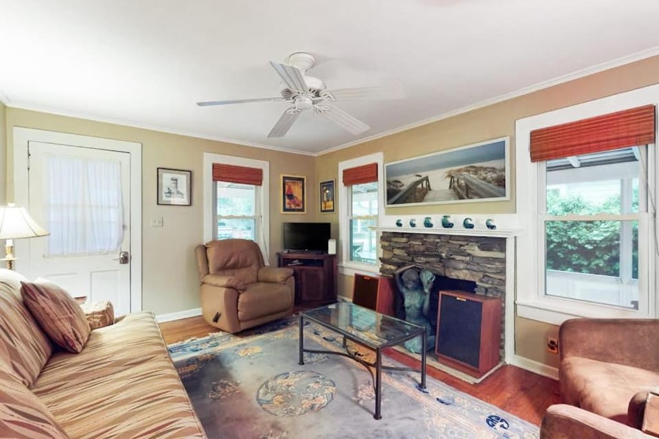 Town of Rehoboth Beach --- 206 Norfolk St House in Rehoboth Beach