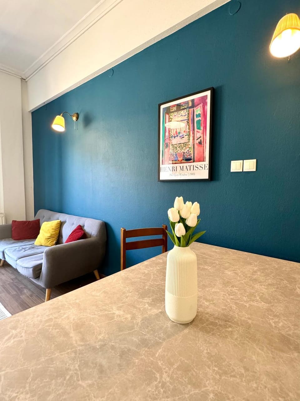 Living room, Dining area