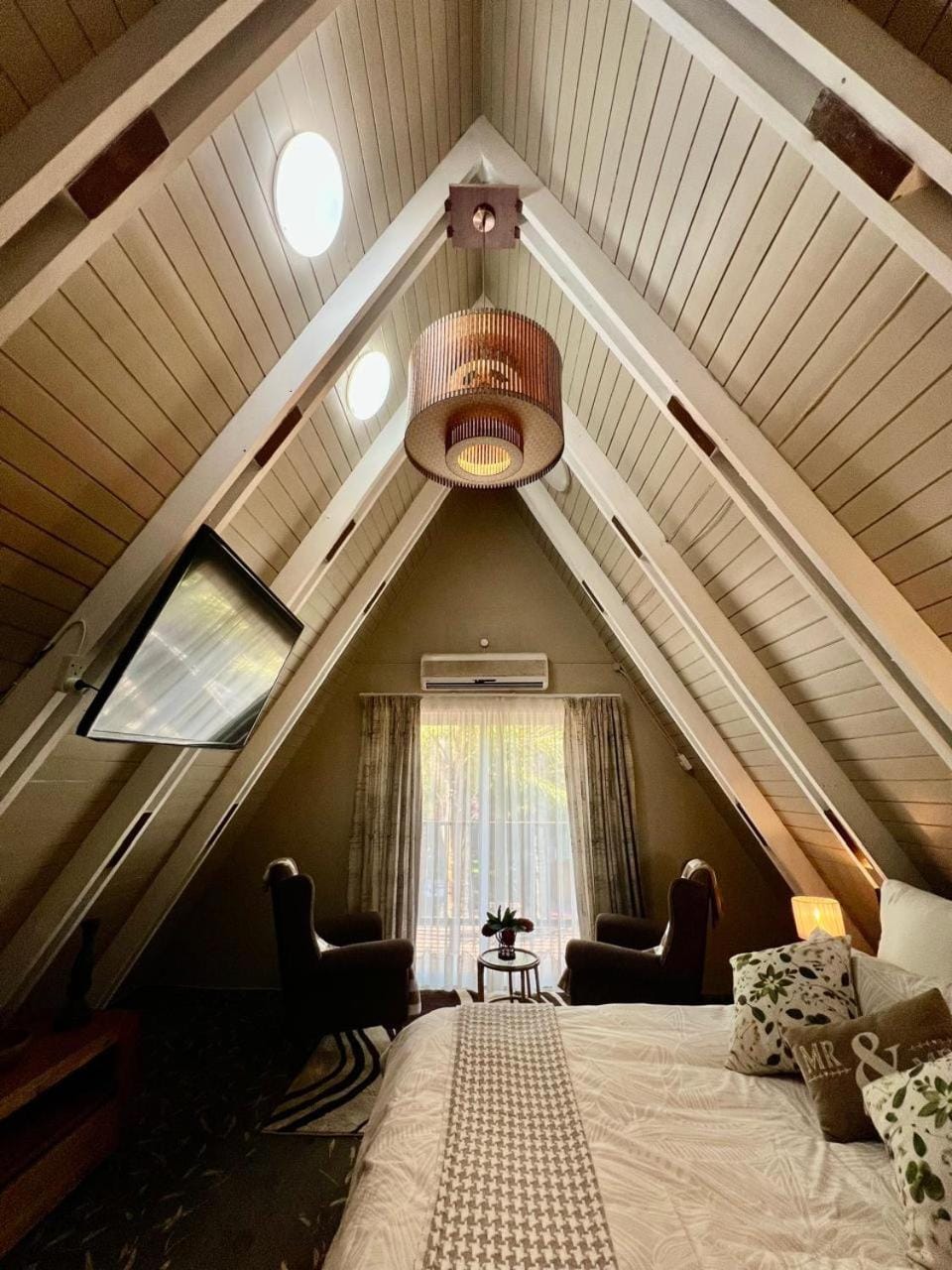 STAY In TEHAMA Bed and Breakfast in Cape Town