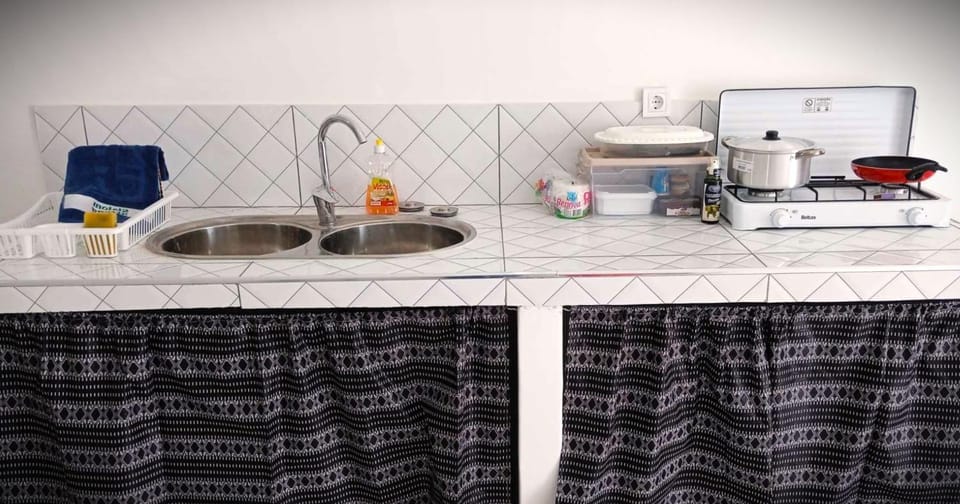 Kitchen or kitchenette, stove