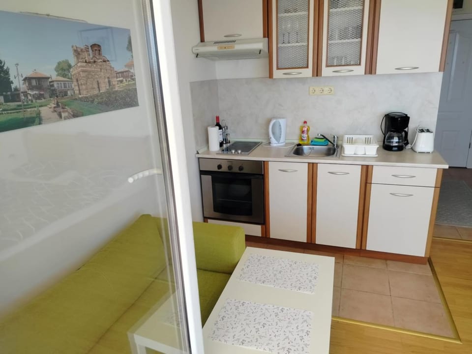 Crown Sea View Apartment in Burgas Province