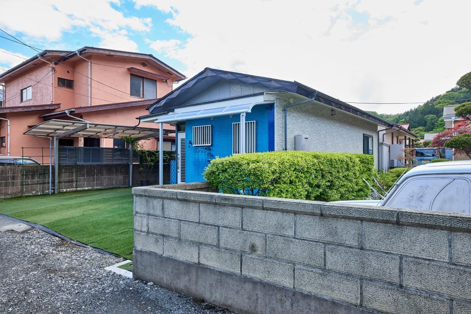 Property building, Day