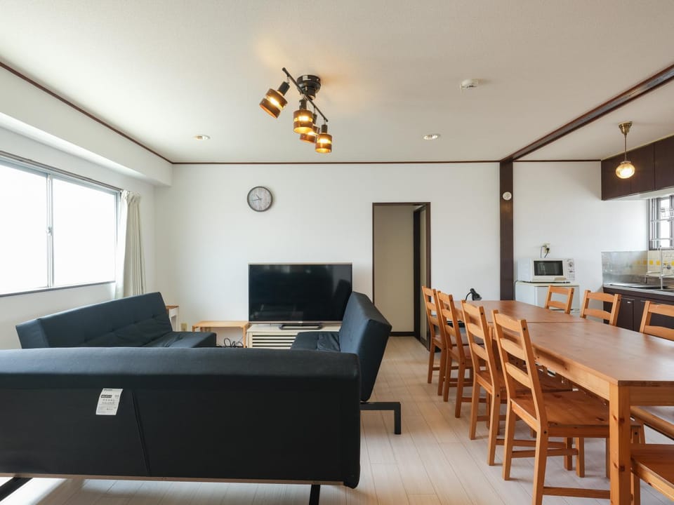 Grace Mukojima 701 Apartment in Japan