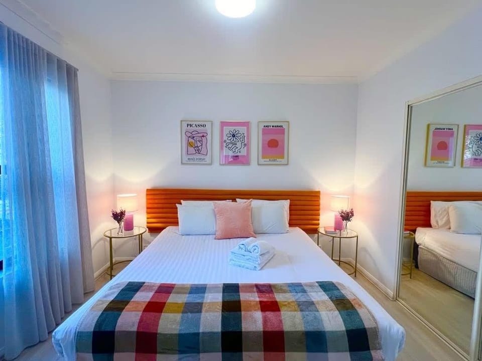 2BDR 1BTH 1PRK - James Jem Apartment in Perth