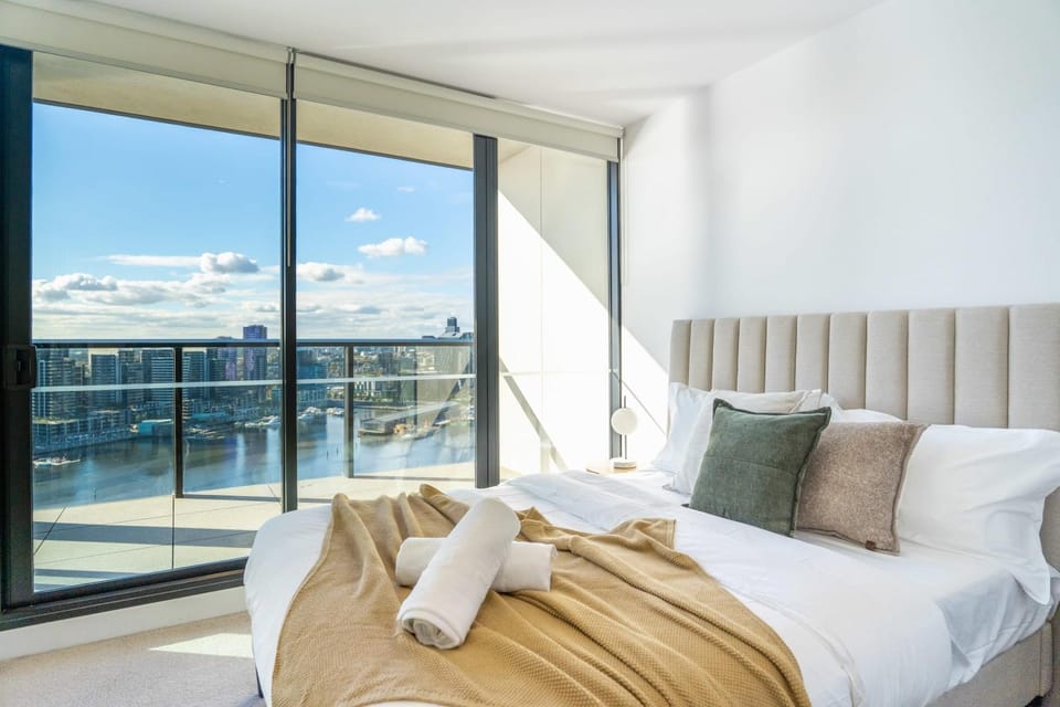 Bed, View (from property/room), Balcony/Terrace, Photo of the whole room, Bedroom