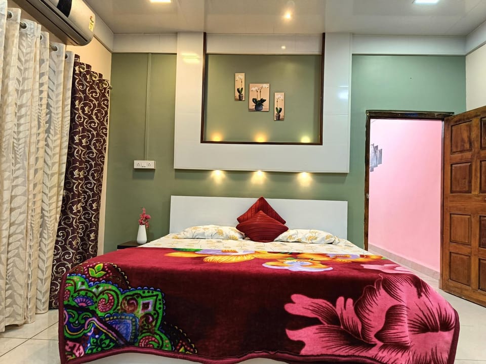 Habib Inn Apartment in Maharashtra