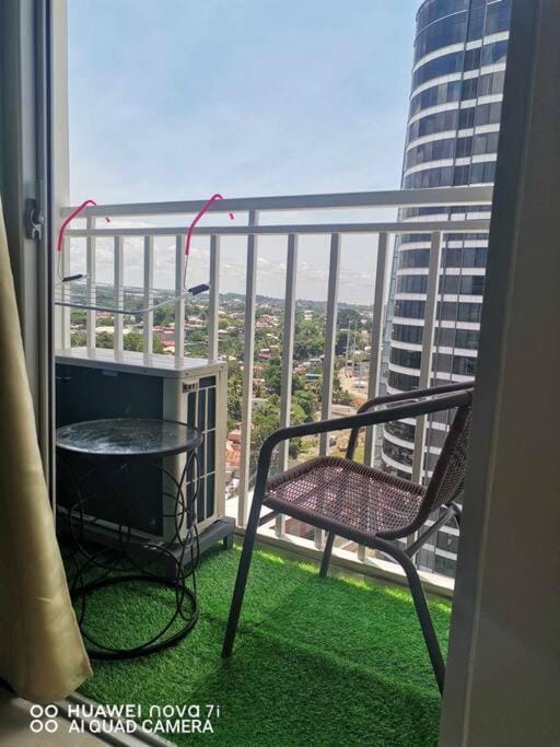Inspiria Condo Davao - Chrystelle Staycation Apartment in Davao City