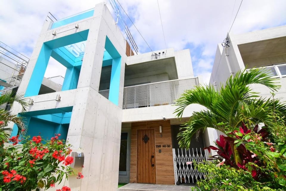 The No10 Miyako Pool villa Apartment in Okinawa Prefecture