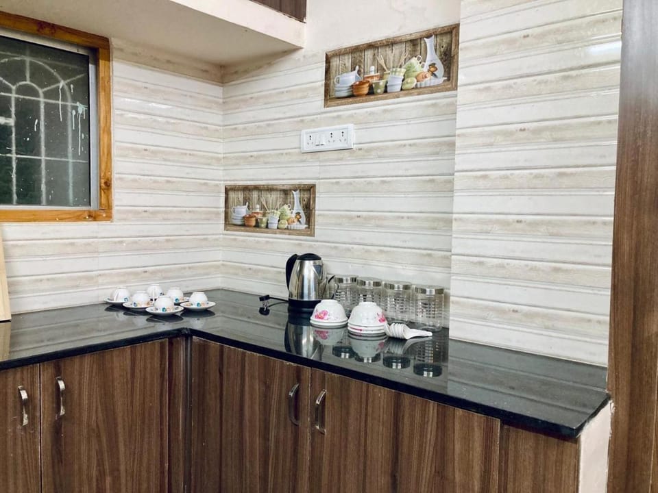 Good stay Nungambakkam 4bhk Apartment in Chennai
