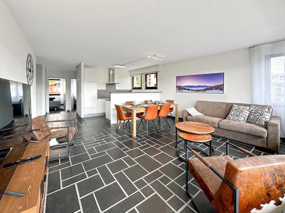 Communal lounge/ TV room, Living room