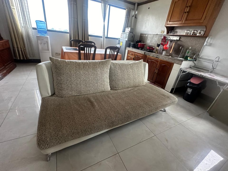 Bagobantay Suite Bed and Breakfast in Quezon City