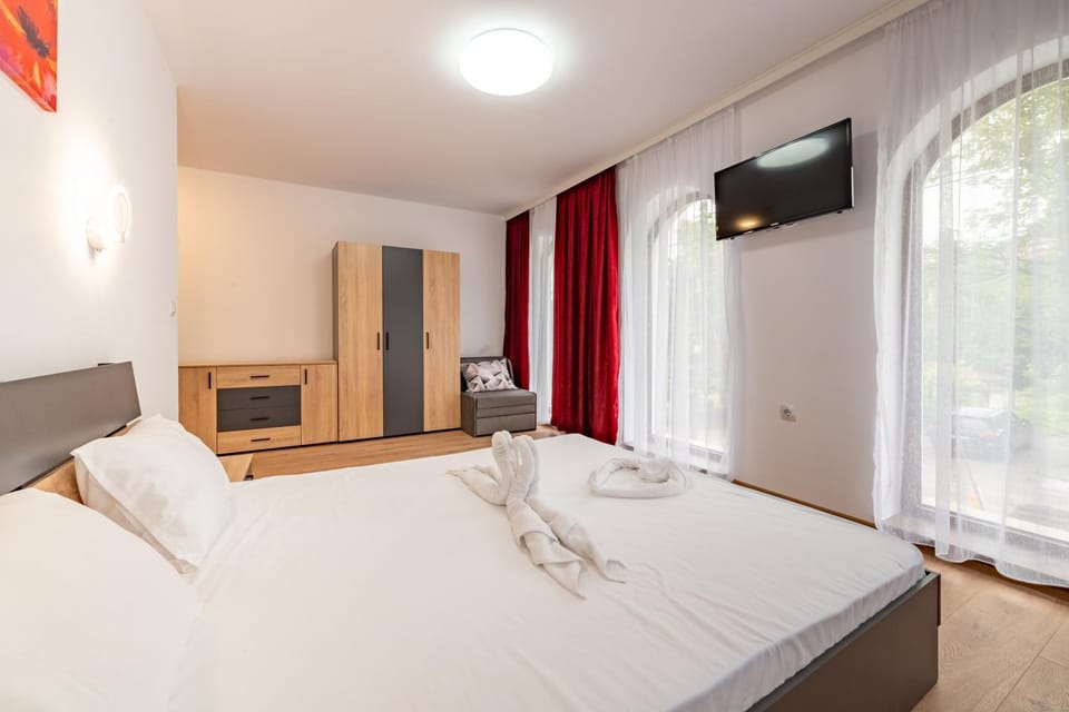 wardrobe, air conditioner