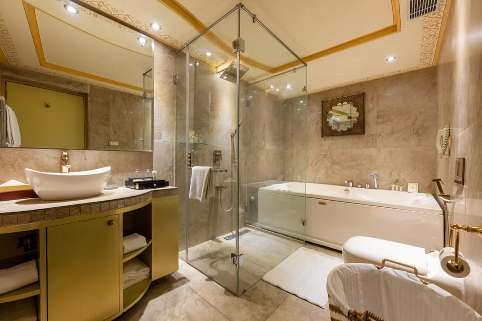 Bathroom, Bath