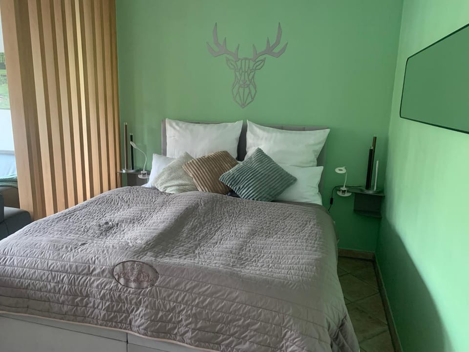 Bed, Bedroom