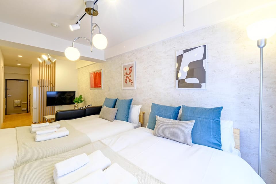 TV and multimedia, Photo of the whole room, Bedroom