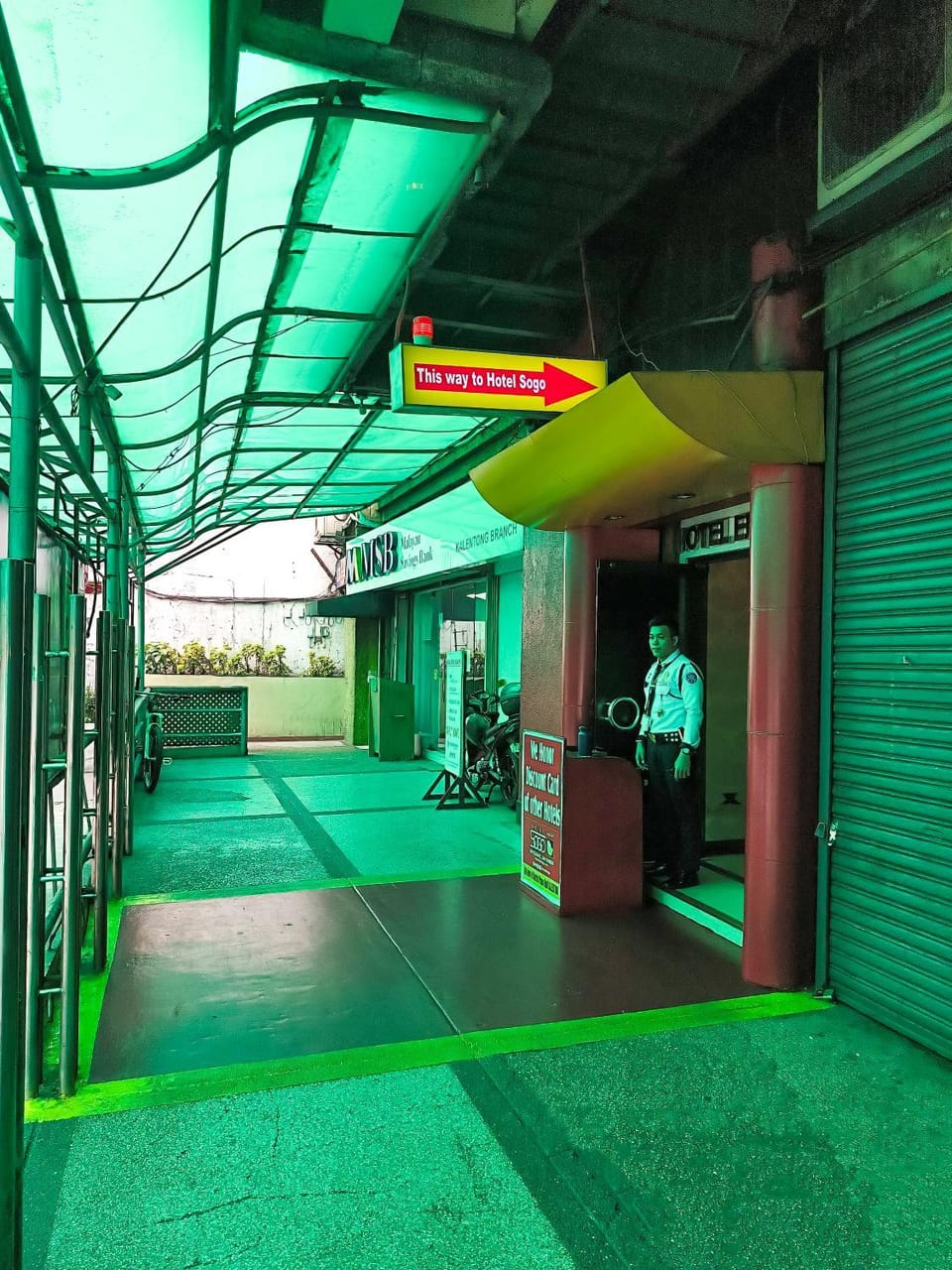 Facade/entrance