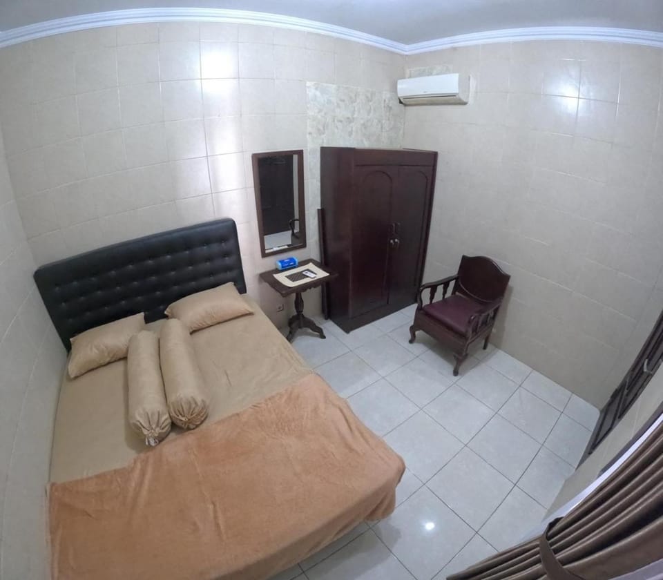 Bed, Bedroom, air conditioner