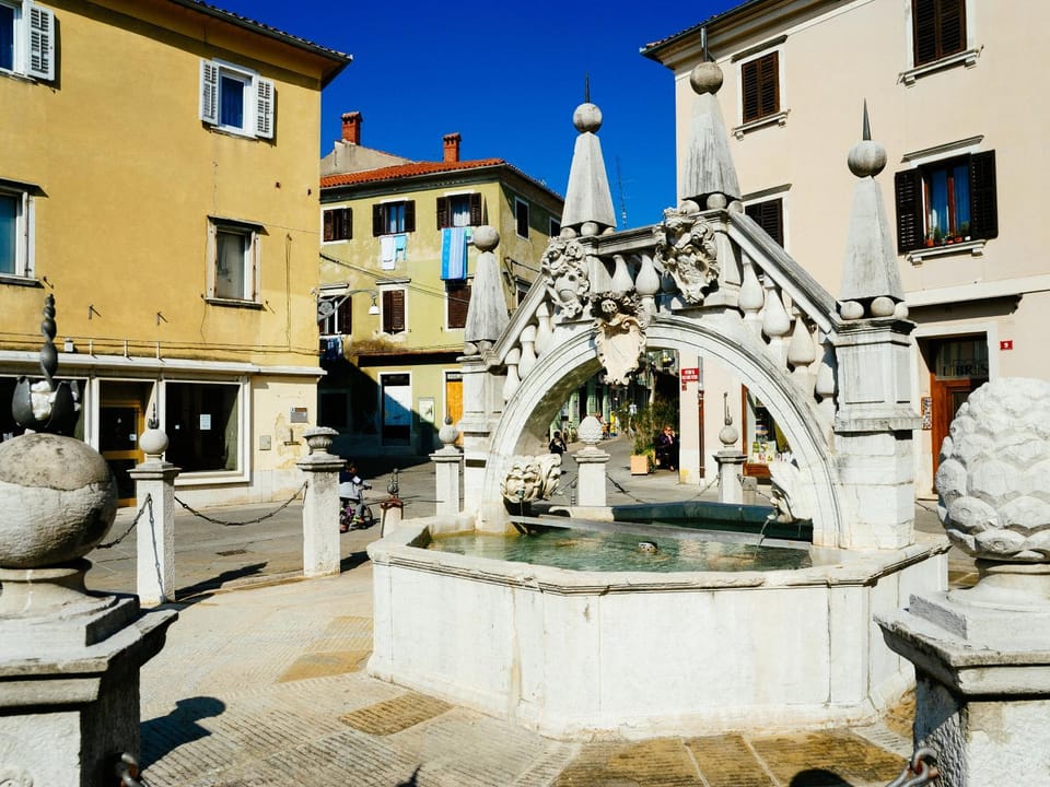 Nearby landmark