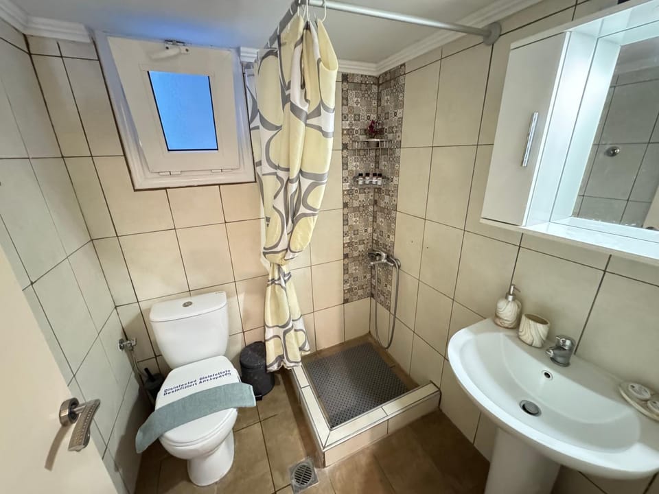 Dimado Apartment in Nea Peramos