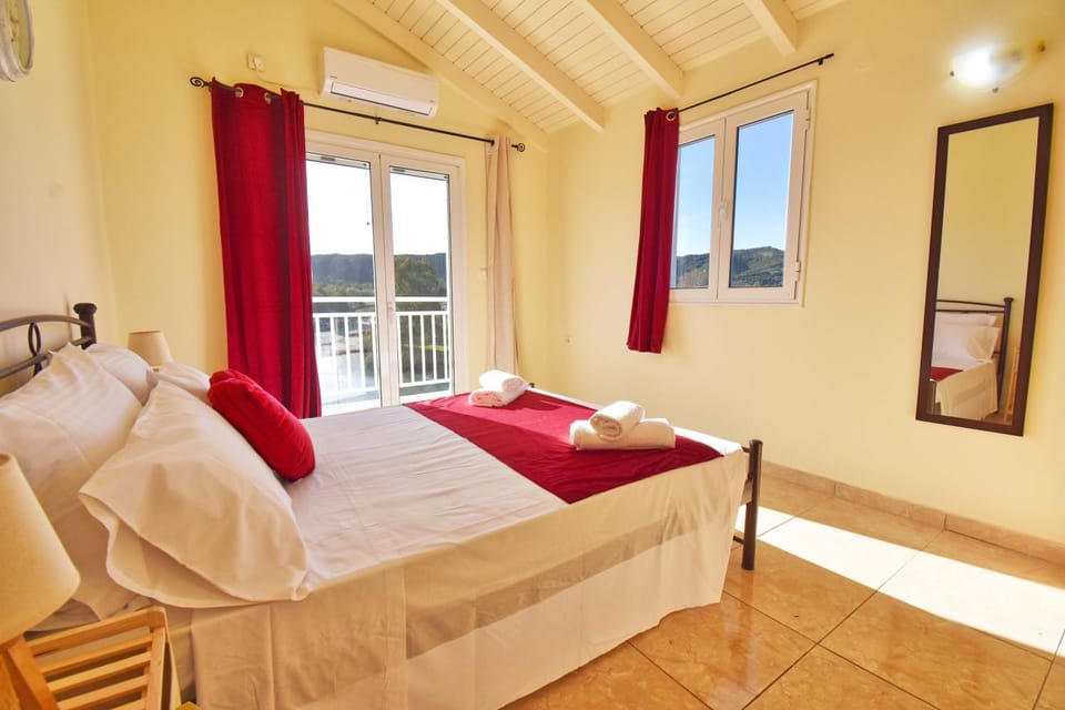 Bed, Photo of the whole room, Bedroom, towels, air conditioner