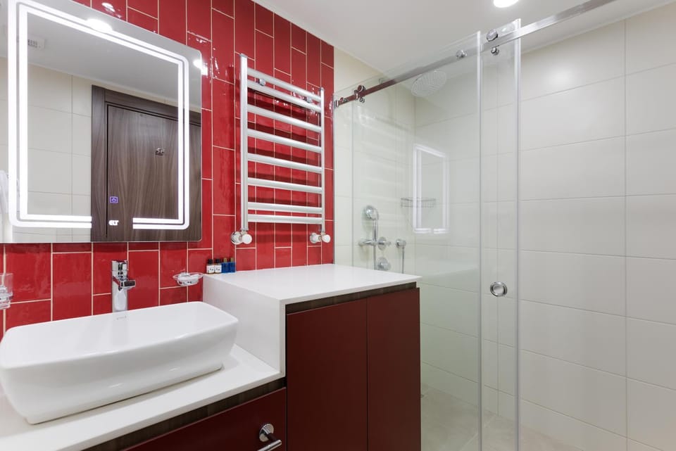Shower, Bathroom