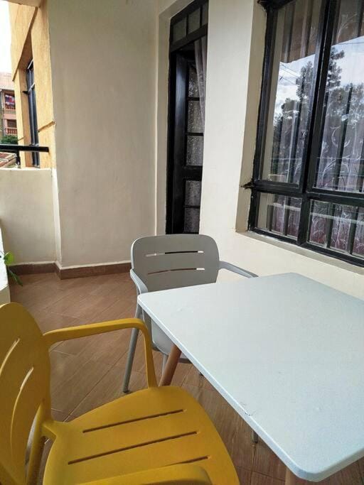 Spacious Apartment - Self Check-In & Free Parking Apartment in Nairobi