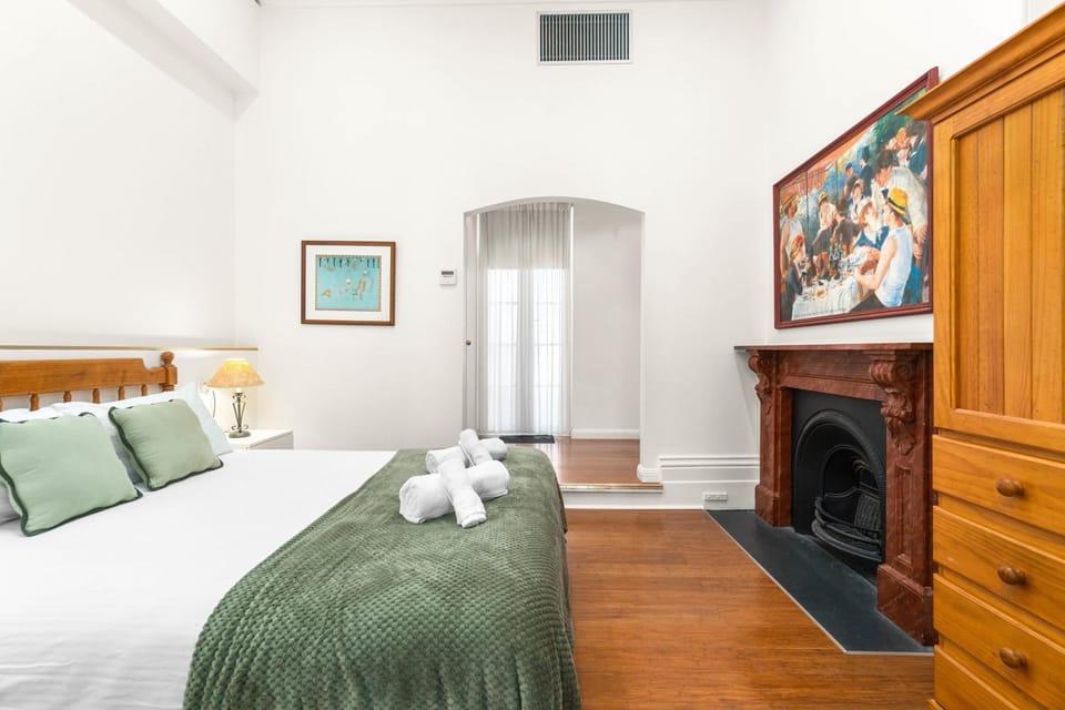 Timeless CBD Sanctuary - 1BR - Heart of Adelaide Apartment in Adelaide