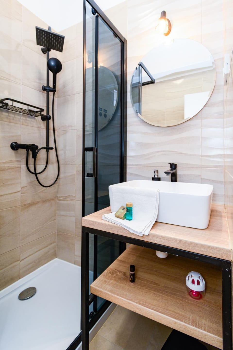 Shower, Bathroom