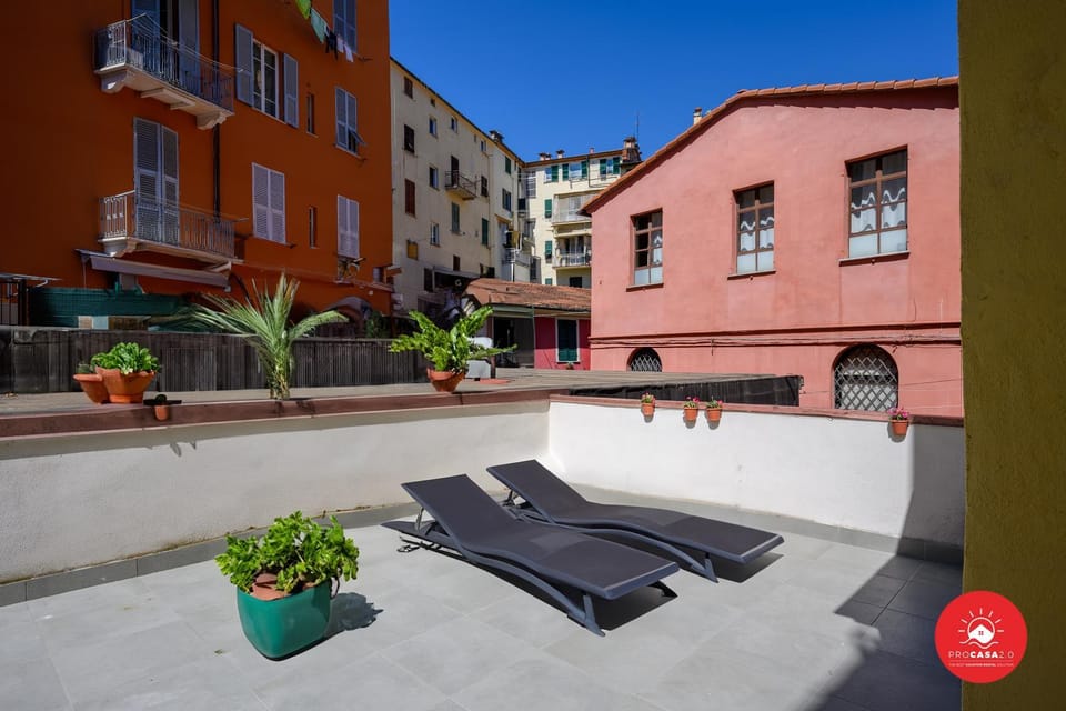 Day, Balcony/Terrace, sunbed