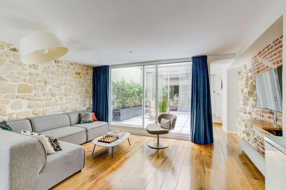 Jardin Prive - Gorgeous 3 Bed House in Le Marais Apartment in Paris