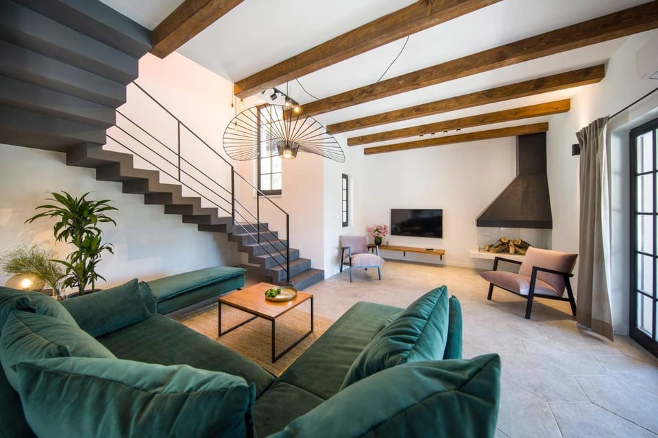 TV and multimedia, Living room