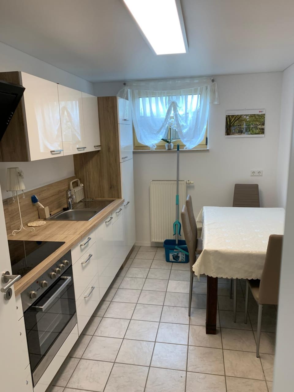 Kitchen or kitchenette, Dining area, dishwasher, oven, stove