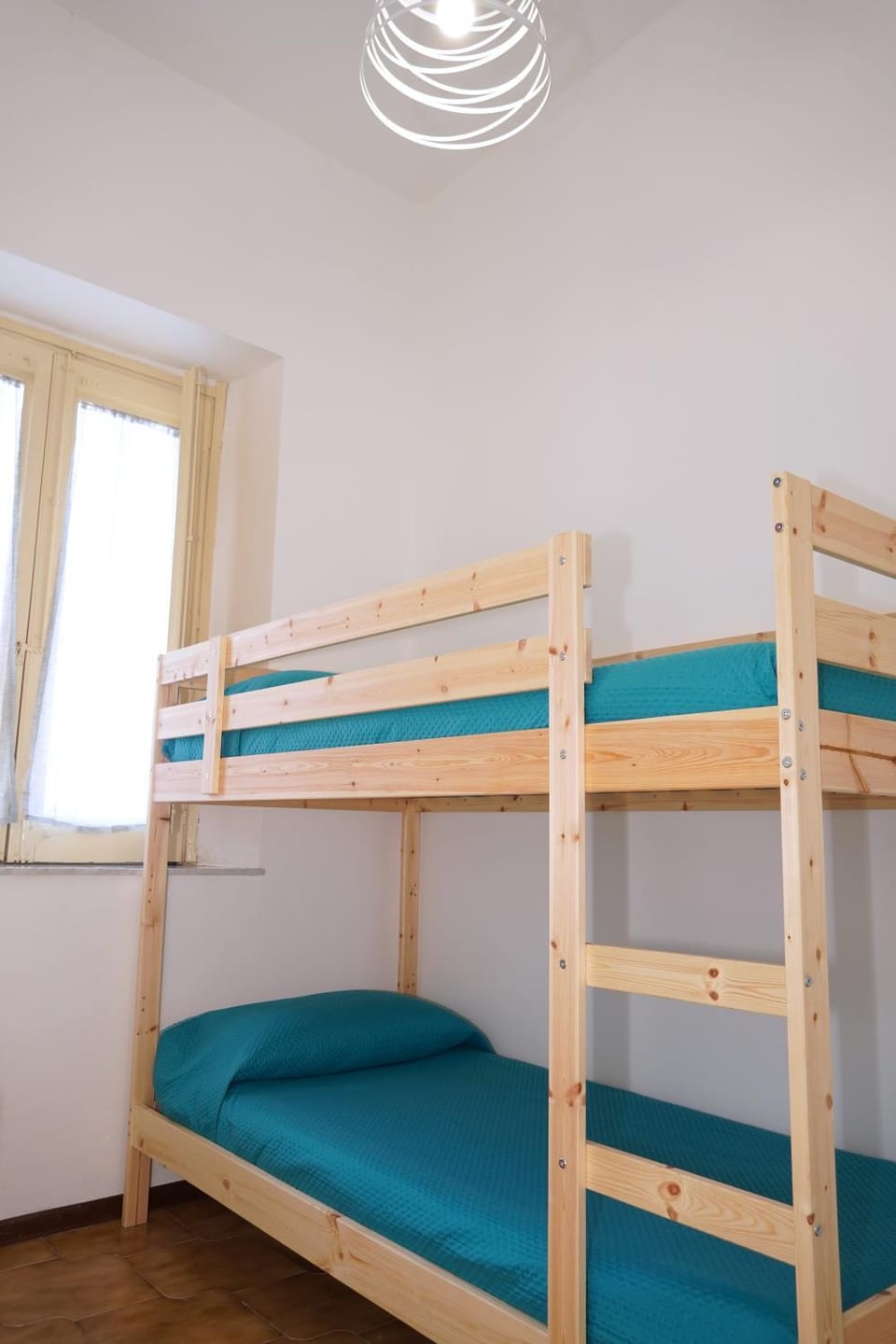 Bed, Photo of the whole room, Bedroom, bunk bed